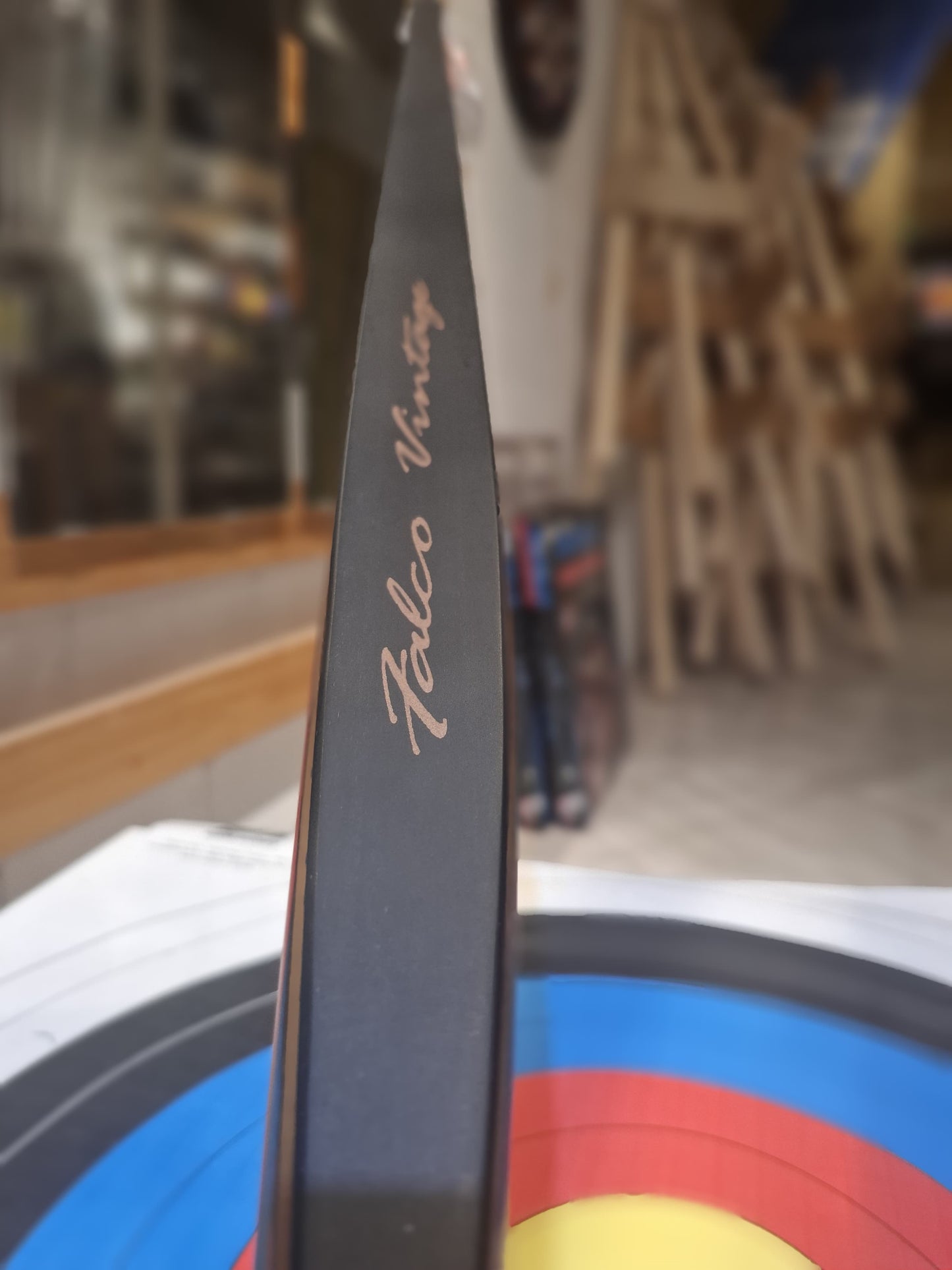 Falco Legend Longbow- bubble gum قوس فالكو لجند