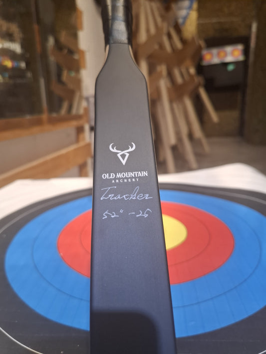 Tracker Horsebow 52in قوس تراكر التقليدي